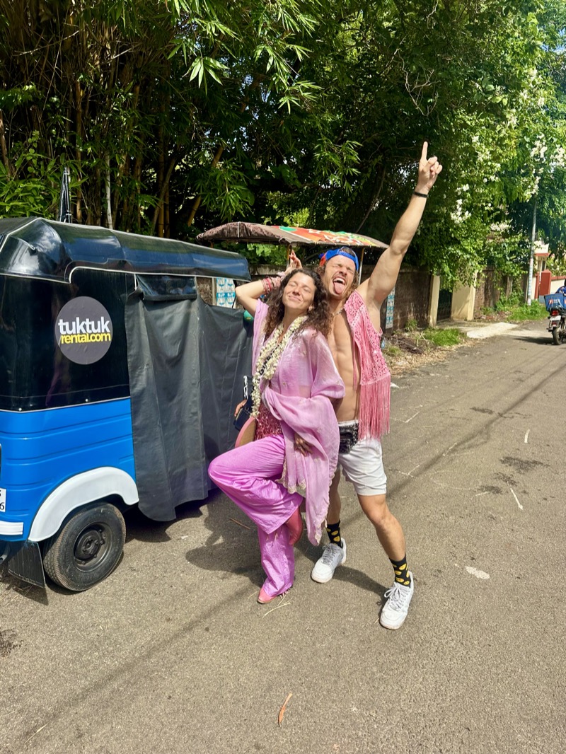 Nic and Spiff by the tuk tuk